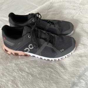 Womens ON athletic shoes